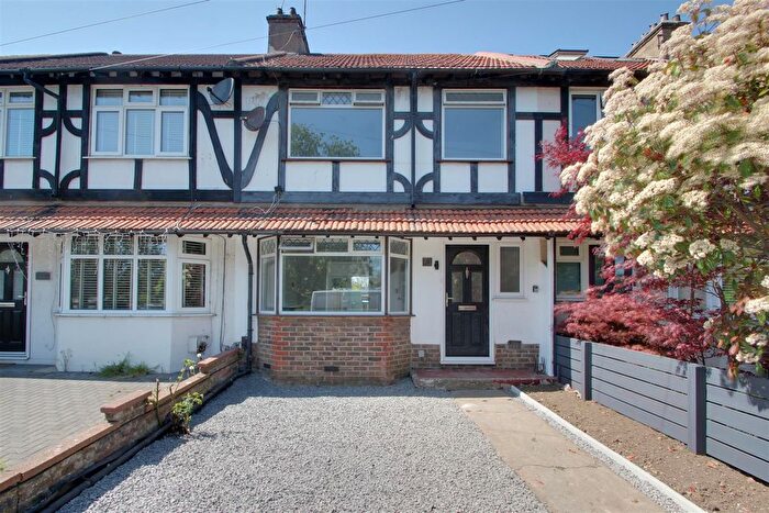 3 Bedroom Property To Rent In Sompting Road, Worthing, BN14
