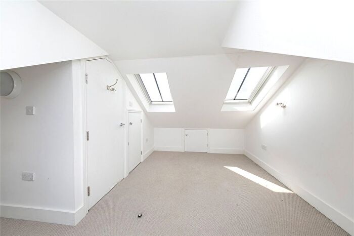 4 Bedroom Terraced House To Rent In St. Margarets Road, Twickenham, TW1