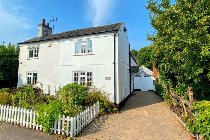 3 Bedroom Semi-Detached House To Rent In Maplewell Road, Woodhouse Eaves LE12