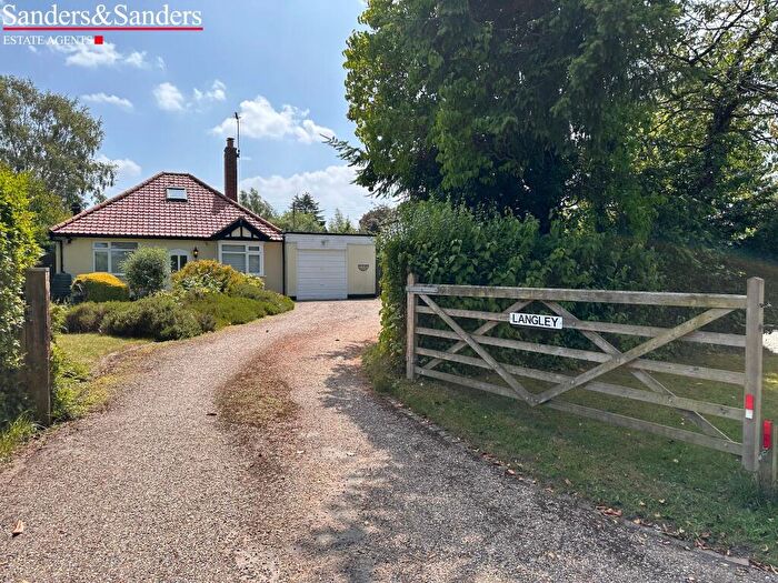 3 Bedroom Detached Bungalow For Sale In Oversley Green, Alcester, B49