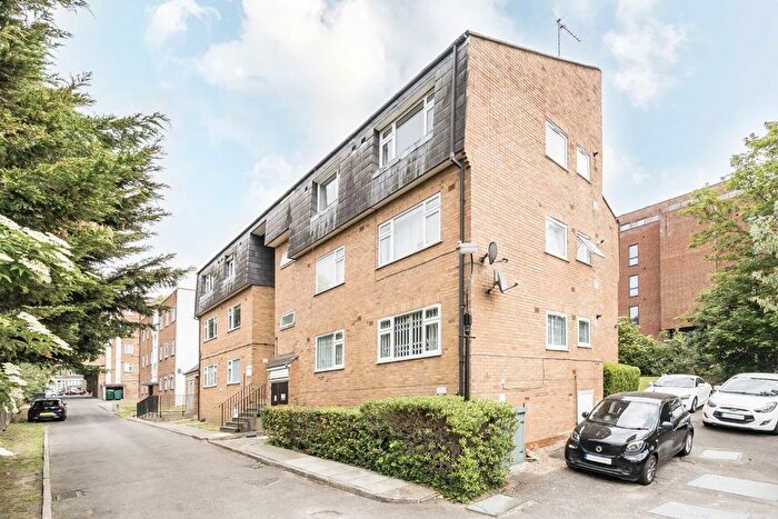 1 Bedroom Flat To Rent In Leigham Close, Streatham, SW16
