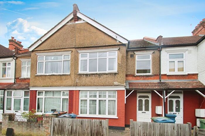 1 Bedroom Flat To Rent In Sumner Road, Harrow, HA1