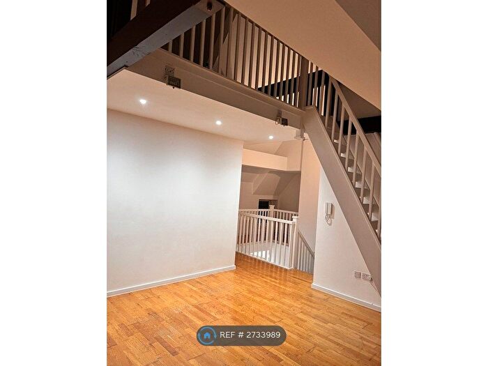 2 Bedroom Flat To Rent In Sweyne Avenue, Southend-On-Sea, SS2