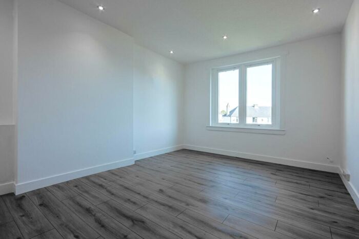 2 Bedroom Flat For Sale In Middlefield Terrace, Hilton, Aberdeen, AB24