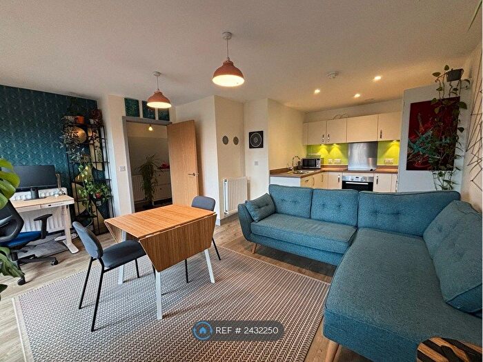 1 Bedroom Flat To Rent In Arnos Vale, Bristol, BS4