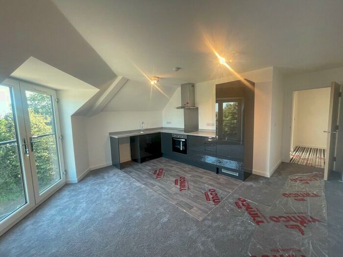 2 Bedroom Apartment To Rent In Holme House, Carlton, Nottingham, NG4