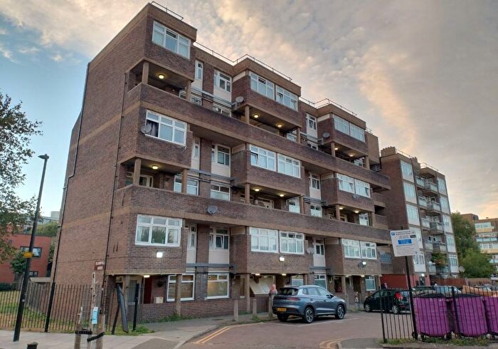 3 Bedroom Flat For Sale In Flat Bloomfield House, Old Montague Street, Tower Hamlets, London, E1