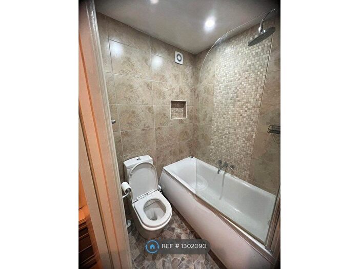 1 Bedroom Studio To Rent In Cowley, Uxbridge, UB8