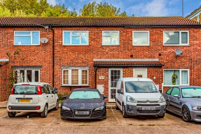 2 Bedroom Terraced House To Rent In Corfield Street, Bethnal Green, E2