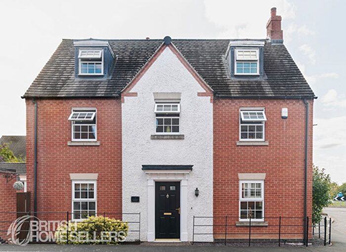 5 Bedroom Detached House For Sale In Cranfield Avenue, Church Gresley, Swadlincote, Derbyshire, DE11