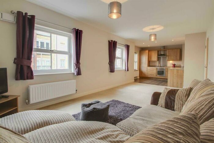 2 Bedroom Apartment To Rent In Sheep Way, Redhouse Park, MK14