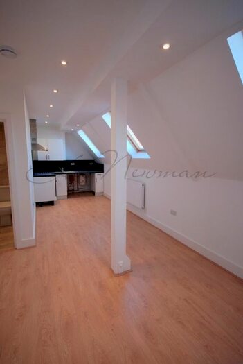 Studio To Rent In High Street, Maidenhead, SL6