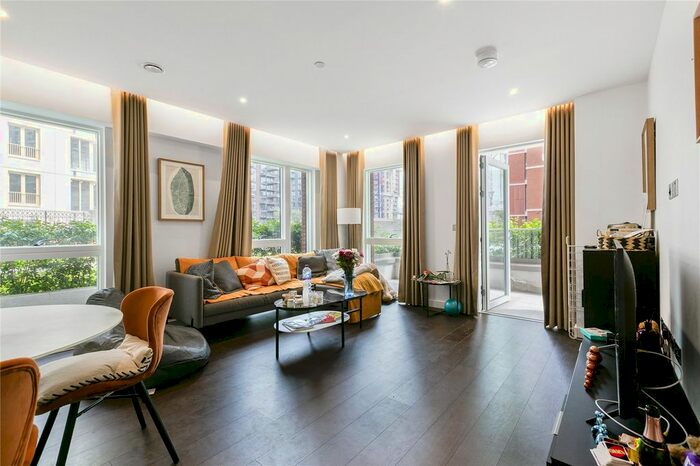 2 Bedroom Flat To Rent In Lanchester Way, London, SW11