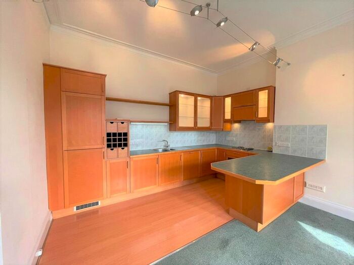 2 Bedroom Flat To Rent In Riverdale Gardens, Twickenham, TW1