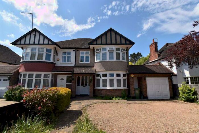4 Bedroom Semi-Detached House To Rent In North Drive, Ruislip, HA4