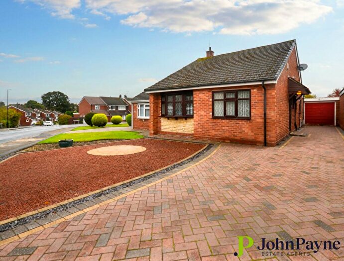 2 Bedroom Bungalow To Rent In Hexworthy Avenue, Styvechale Grange, Coventry, West Midlands, CV3