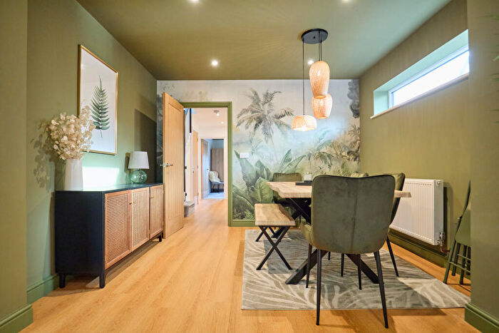 5 Bedroom Detached House For Sale In Lloyd Road, Norwich, NR8