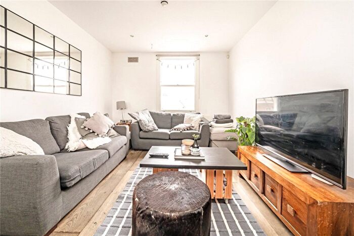 3 Bedroom Flat To Rent In Harwood Road, London, SW6