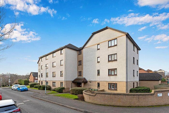 3 Bedroom Flat For Sale In / Connaught Place, Trinity, Edinburgh, EH6