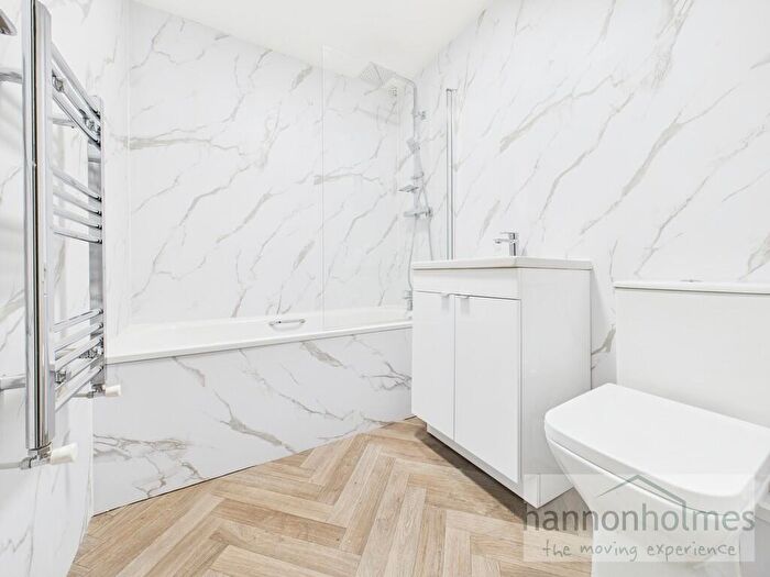 2 Bedroom Flat For Sale In Heywood Street, Little Lever, Bolton, BL3
