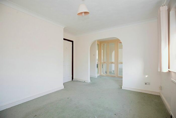 4 Bedroom Detached Bungalow For Sale In Whitegates, West Hunsbury, Northampton, NN4
