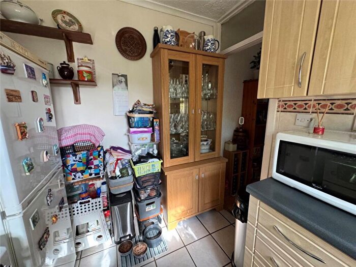 1 Bedroom Flat For Sale In Meon Grove, Birmingham, West Midlands, B33