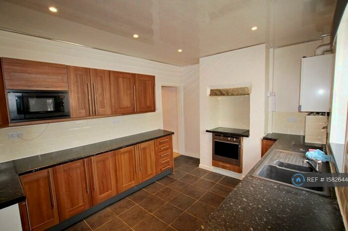 2 Bedroom Terraced House To Rent In Barnes Street, Clayton Le Moors, Accrington, BB5