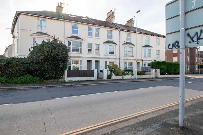 1 Bedroom Flat For Sale In Teville Road, Worthing, BN11