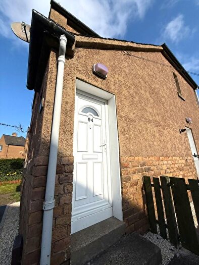 2 Bedroom Flat To Rent In Wemyss Street, Rosyth, Fife, KY11