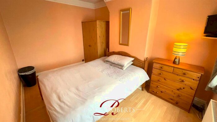 3 Bedroom Terraced House For Sale In Park Avenue, Flint, CH6