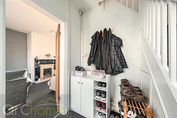 2 Bedroom Semi-Detached House For Sale In Worthing Grove, Atherton, Manchester, M46