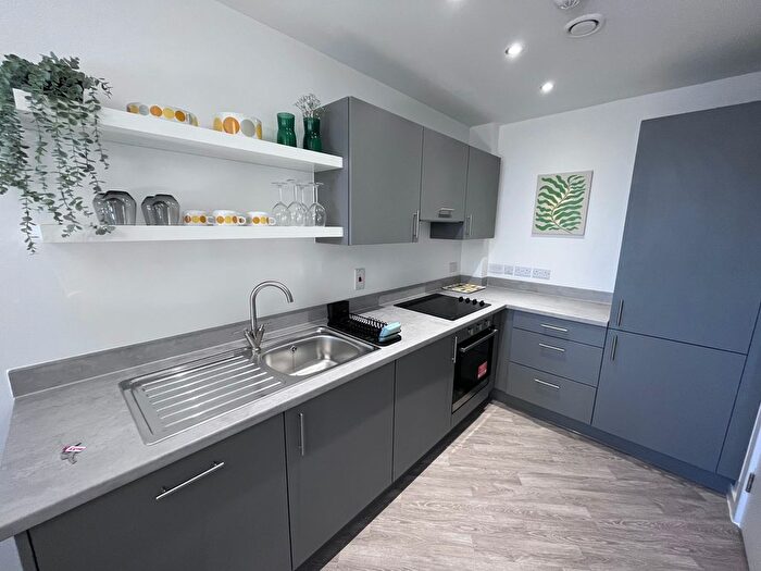 1 Bedroom Flat To Rent In Castle Street, Taunton, TA1