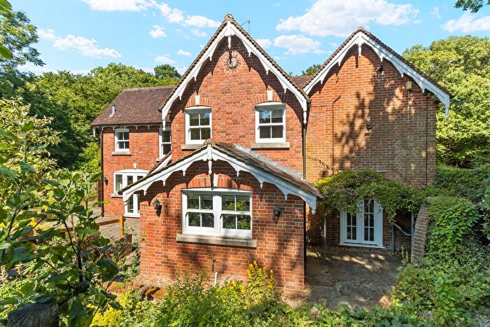 4 Bedroom Detached House For Sale In Coggers Cross, Horam, Heathfield, TN21