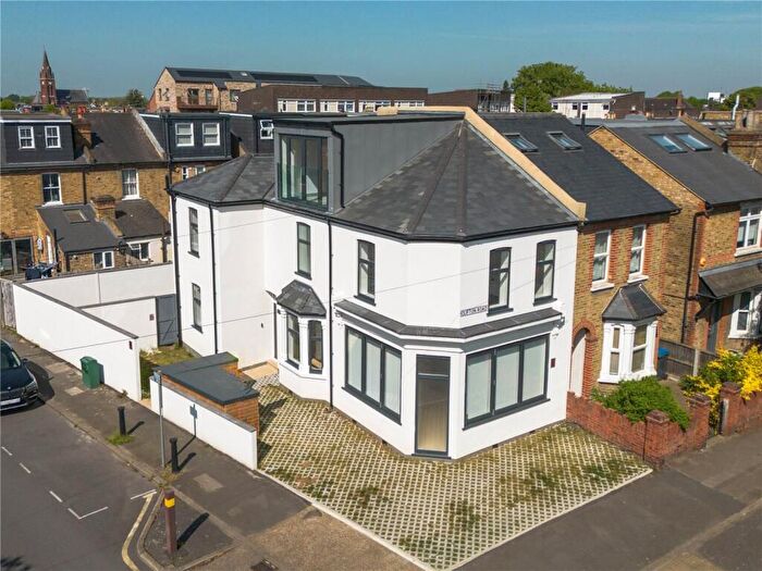 4 Bedroom Detached House For Sale In Clifton Road, Kingston Upon Thames, KT2