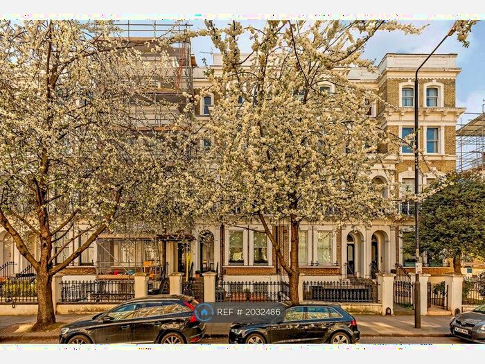 1 Bedroom Flat To Rent In Redcliffe Gardens, London, SW10