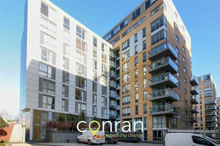 1 Bedroom Apartment To Rent In Dowells Street, Greenwich, SE10