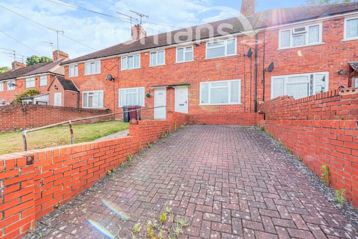 Terraced House To Rent In Thirlmere Avenue, RG30