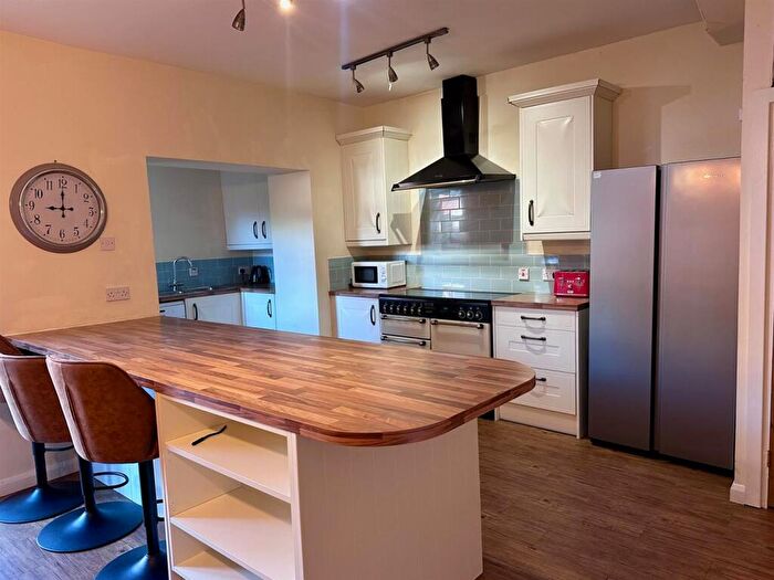 6 Bedroom Terraced House To Rent In South View West, Heaton, NE6