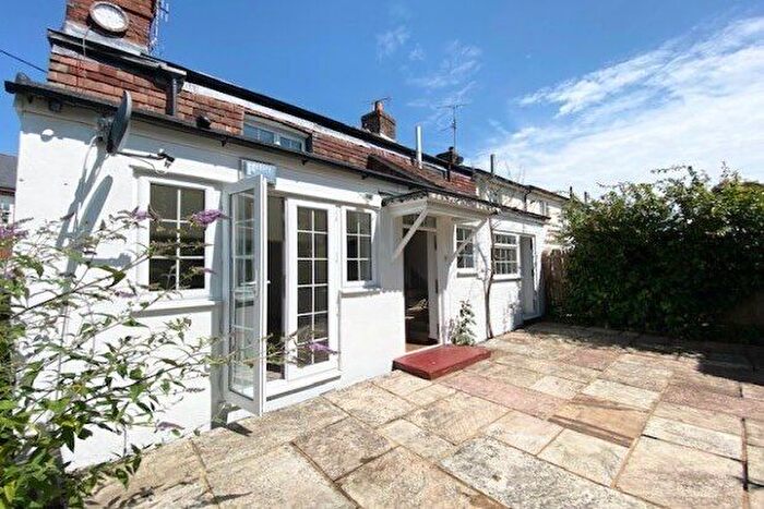 2 Bedroom Semi-Detached House To Rent In Charlton Street, Steyning, BN44