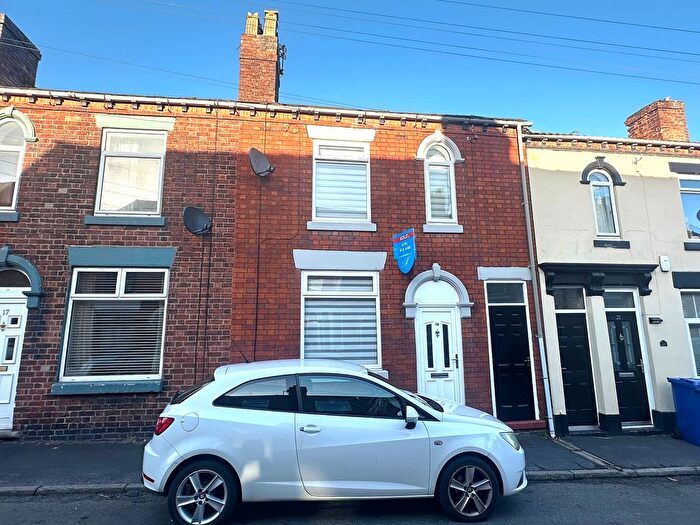 3 Bedroom Terraced House To Rent In Woodshutts Street, Kidsgrove, ST7