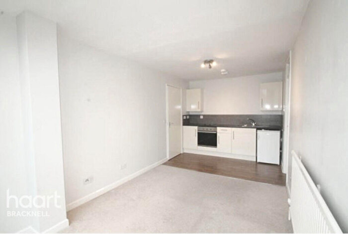 1 Bedroom Apartment To Rent In Blythe House, Bracknell, RG12