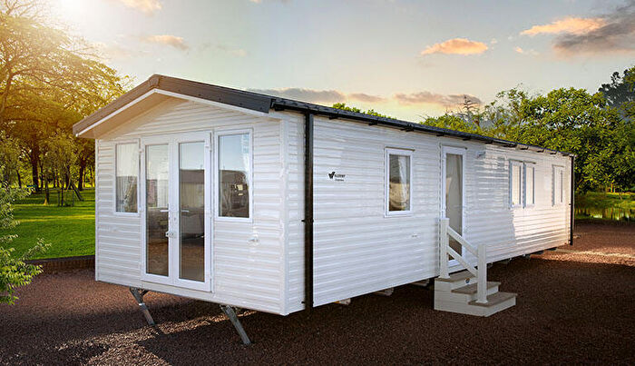 3 Bedroom Park Home For Sale In Breydon Water Holiday Park, NR31