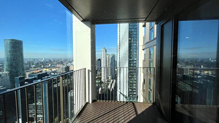 1 Bedroom Apartment To Rent In One Thames Quay, Marsh Wall, London, E14
