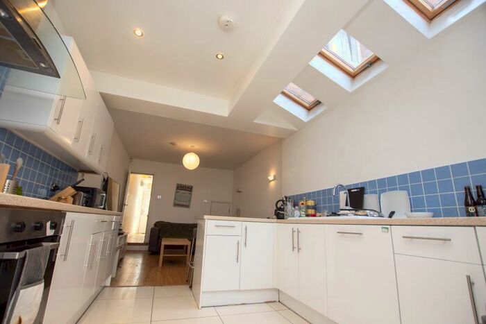 7 Bedroom Terraced House To Rent In Tiverton Road, Selly Oak, B29