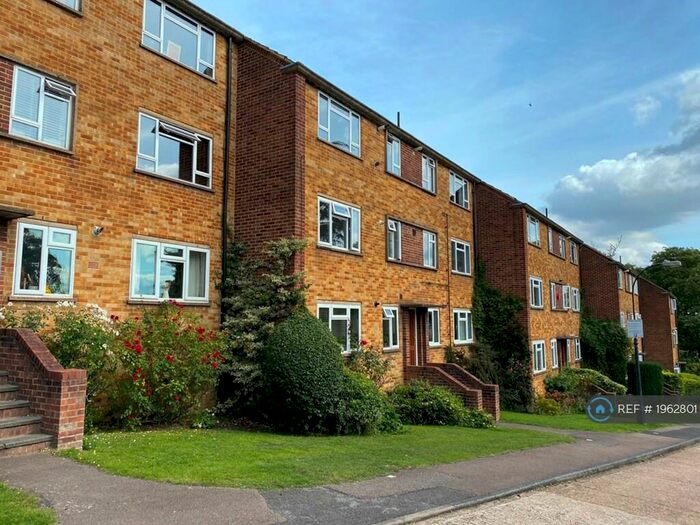 1 Bedroom Flat To Rent In Summerland Grange, London, N10