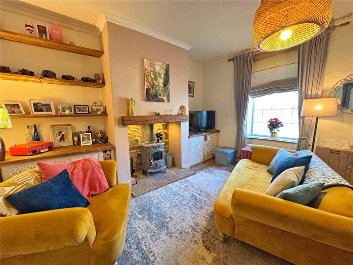 2 Bedroom Terraced House For Sale In Burnley Road, Weir, Rossendale, OL13