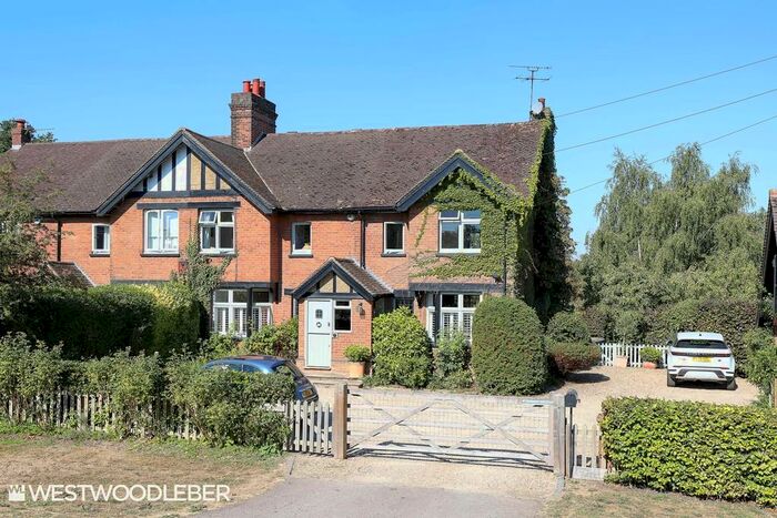 5 Bedroom Semi-Detached House To Rent In Brickendon Lane, Hertford, SG13