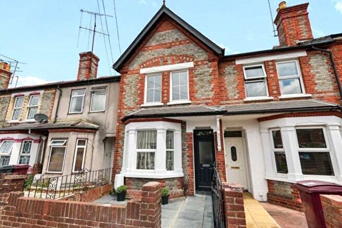 3 Bedroom Terraced House To Rent In Liverpool Road, Reading, Berkshire, RG1