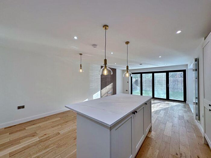 4 Bedroom Detached House For Sale In Skylark Gardens, Hooton Road, Cheshire, CH66