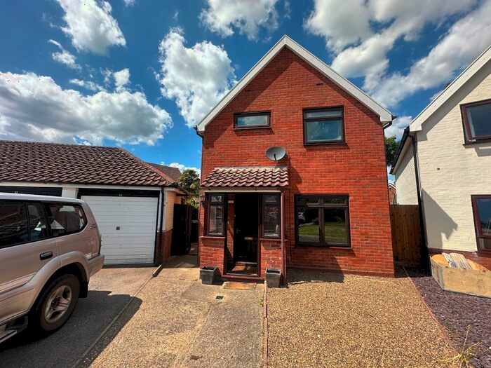 3 Bedroom Detached House To Rent In Farriers Close, Martlesham Heath, Ipswich, IP5